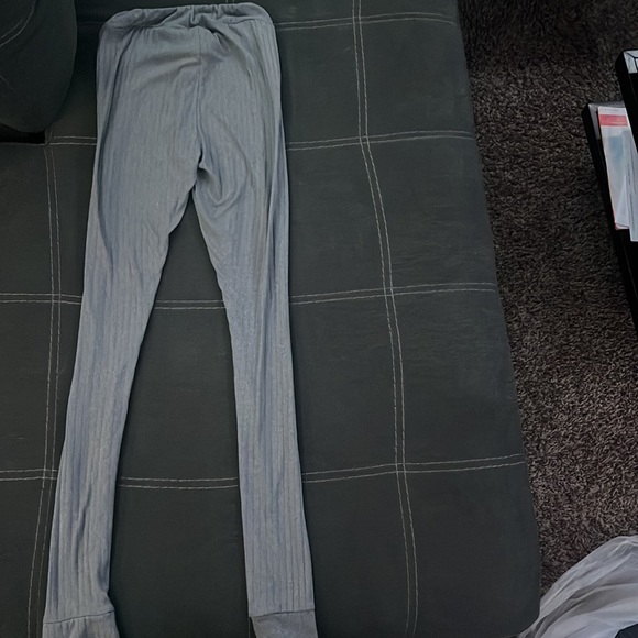 Gray leggings - Picture 2 of 5